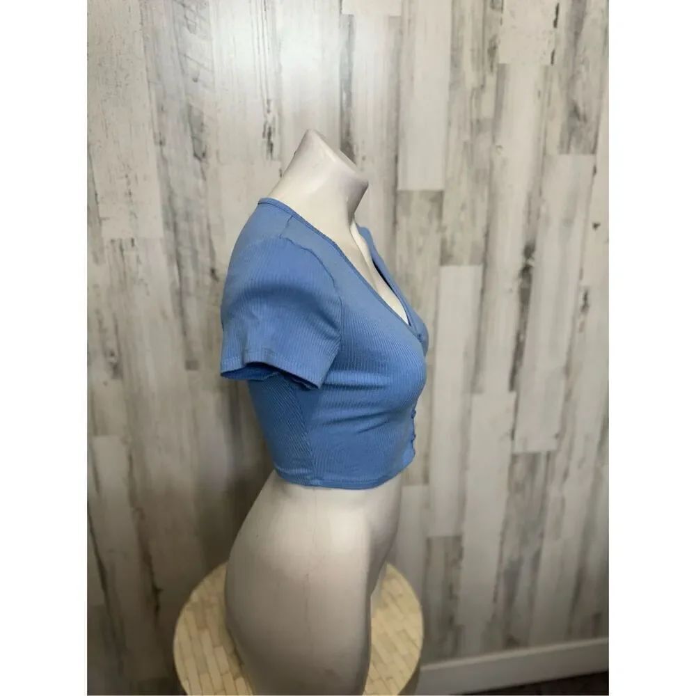 Blue crop top - Picture 3 of 6